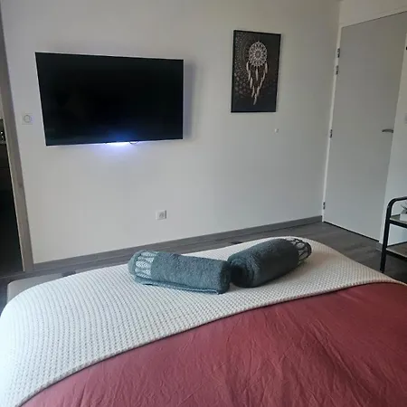Les 2 Gros Coconing Avec Proche Du